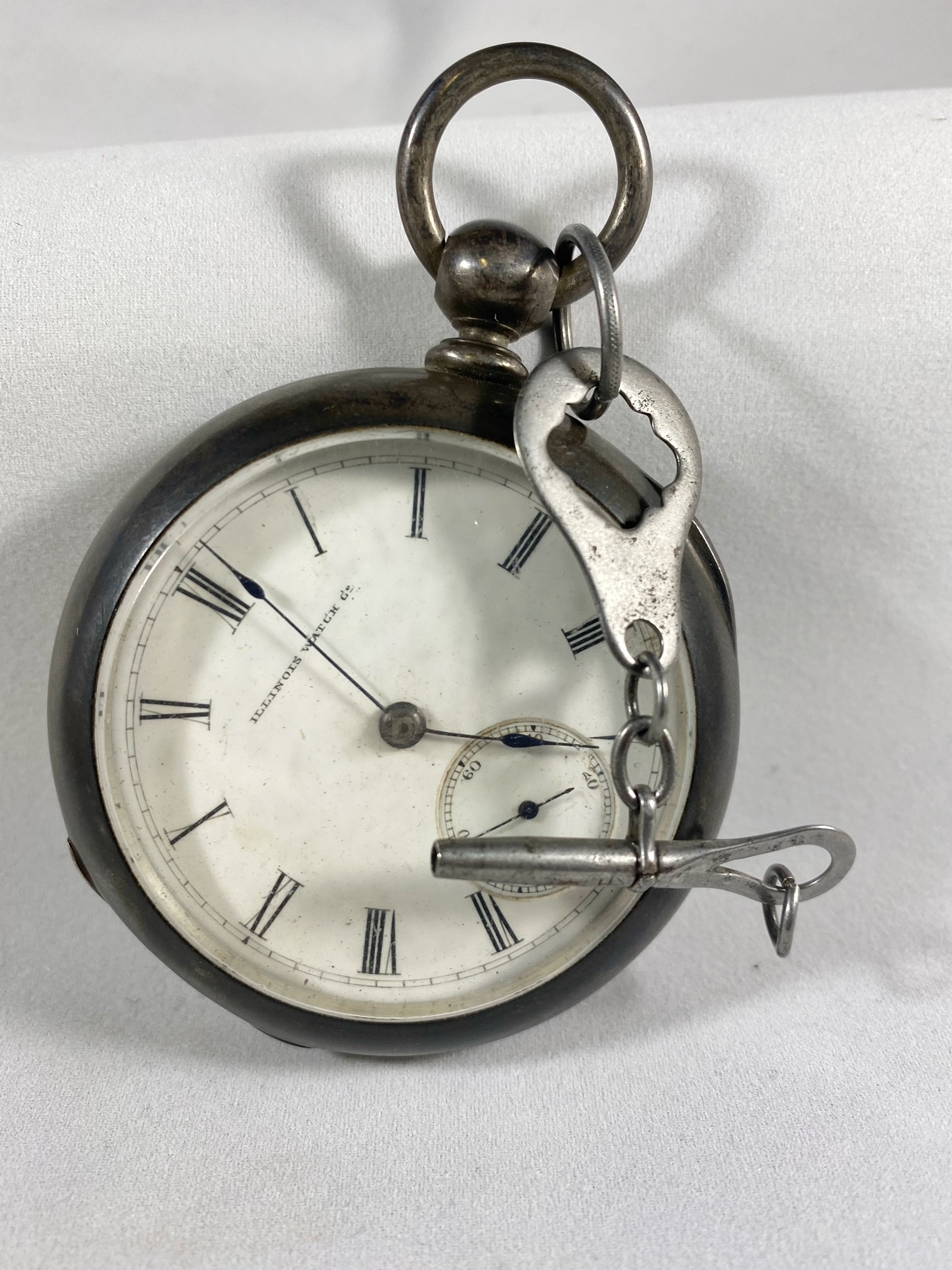 Lot 1721: Coin Silver Illinois Watch Co. Pocket Watch